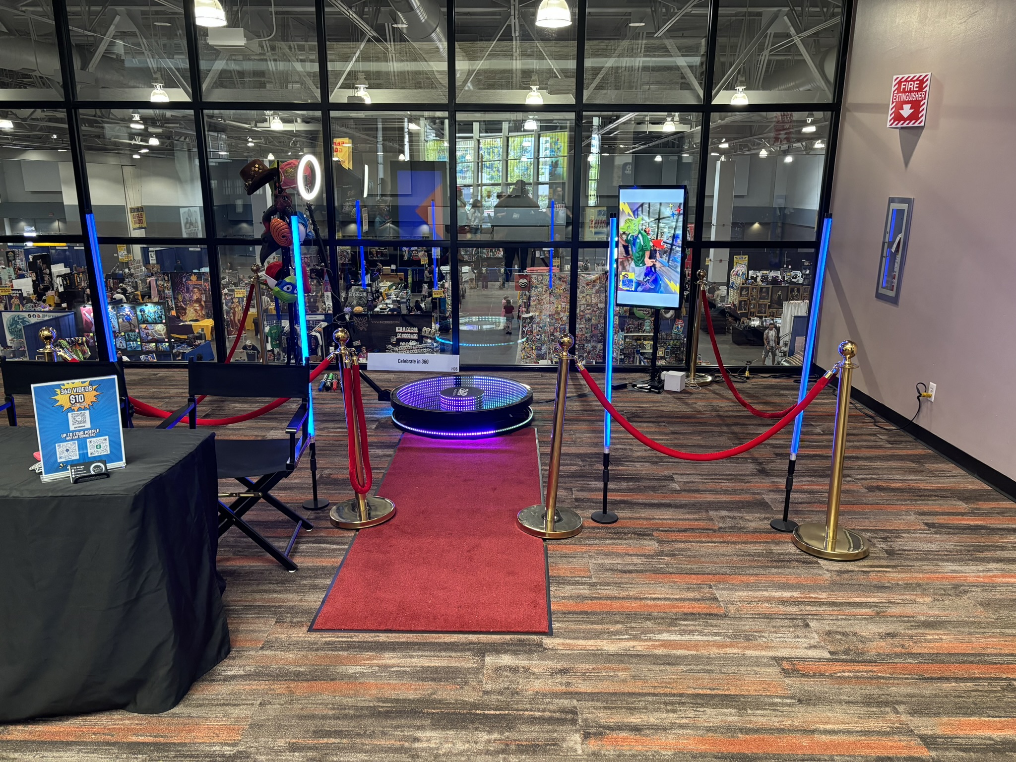 Guests celebrating on the 360 video platform at a Tucson event by Celebrate in 360